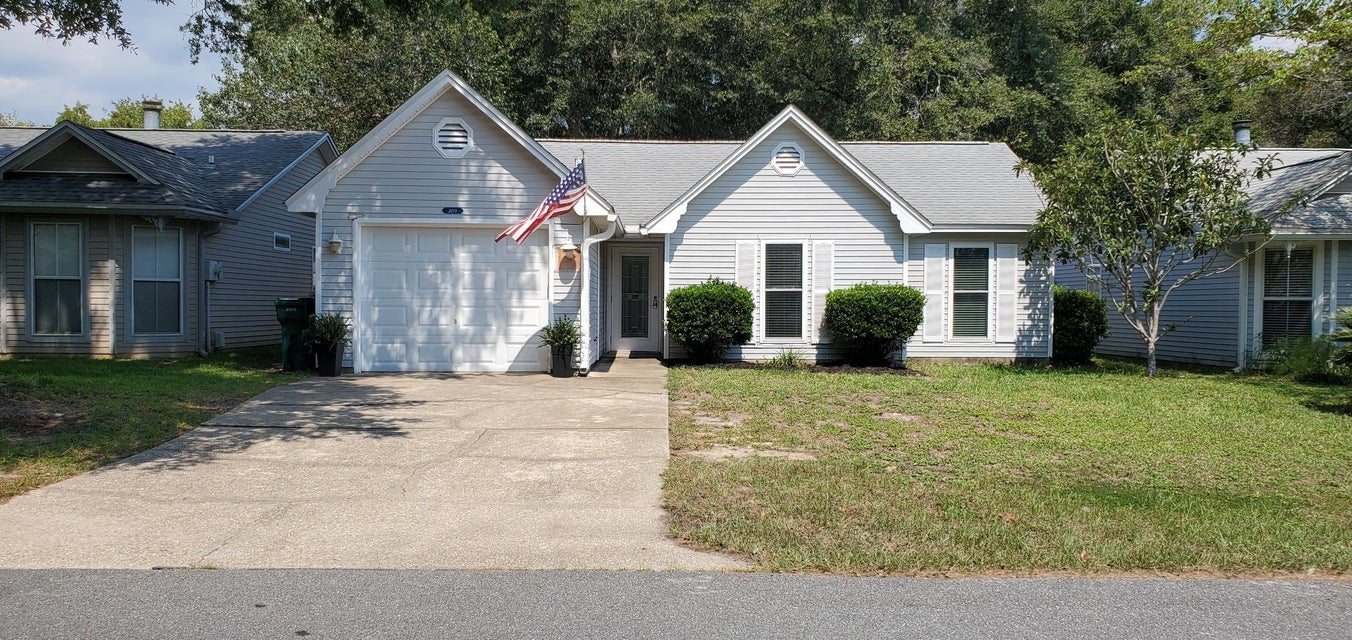 109 Meadowbrook Court