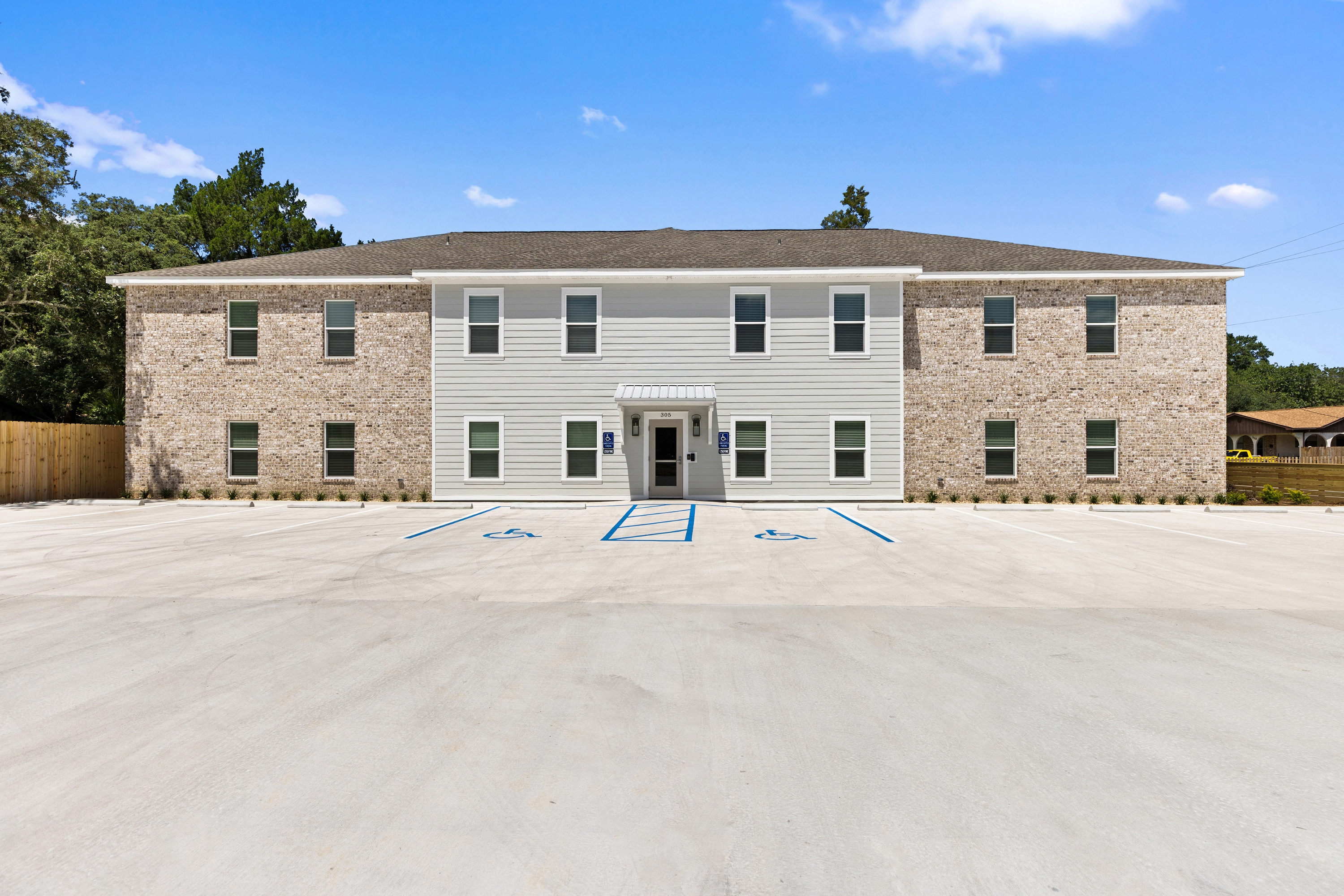 305 Okaloosa Avenue - 3